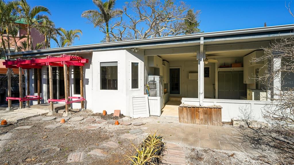 Active With Contract: $1,395,000 (0.20 acres)