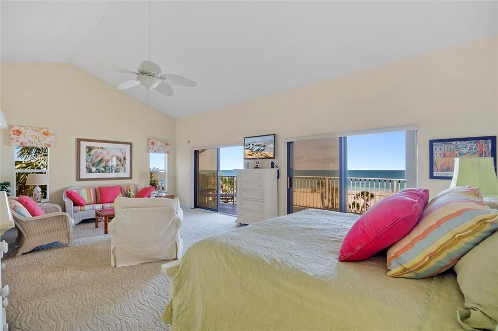 Active With Contract: $1,499,500 (3 beds, 3 baths, 2156 Square Feet)