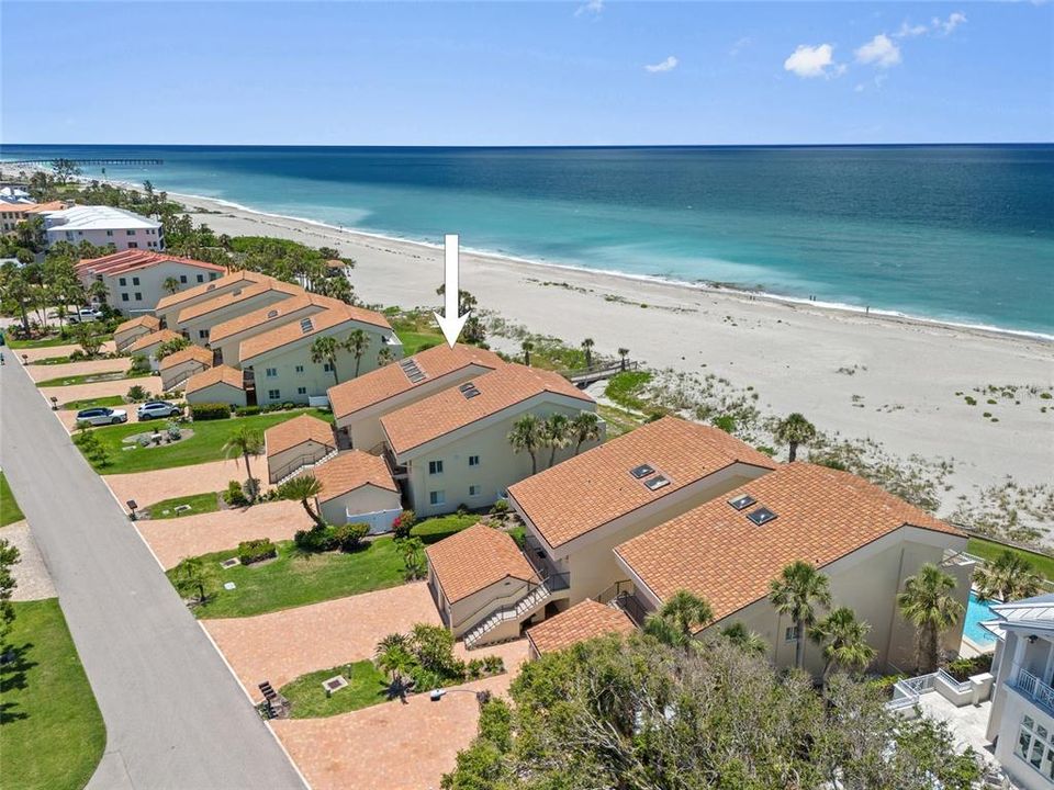 Active With Contract: $1,499,500 (3 beds, 3 baths, 2156 Square Feet)