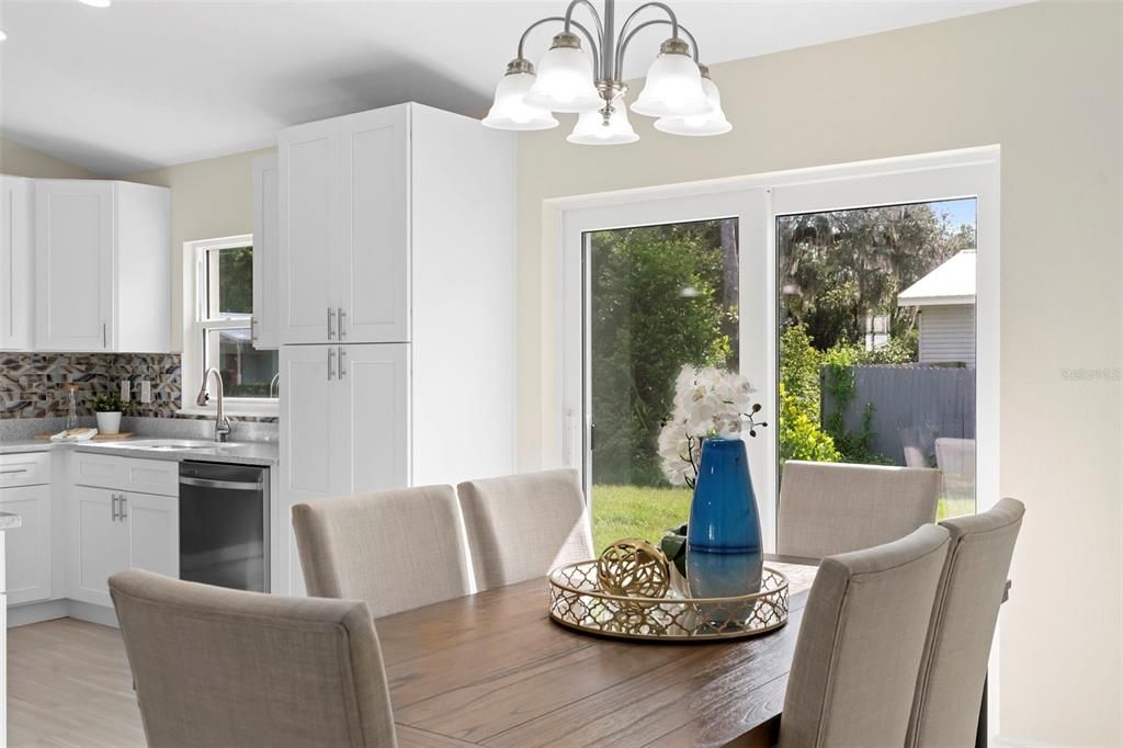 На продажу: $345,000 (3 спален, 2 ванн, 1500 Квадратных фут)