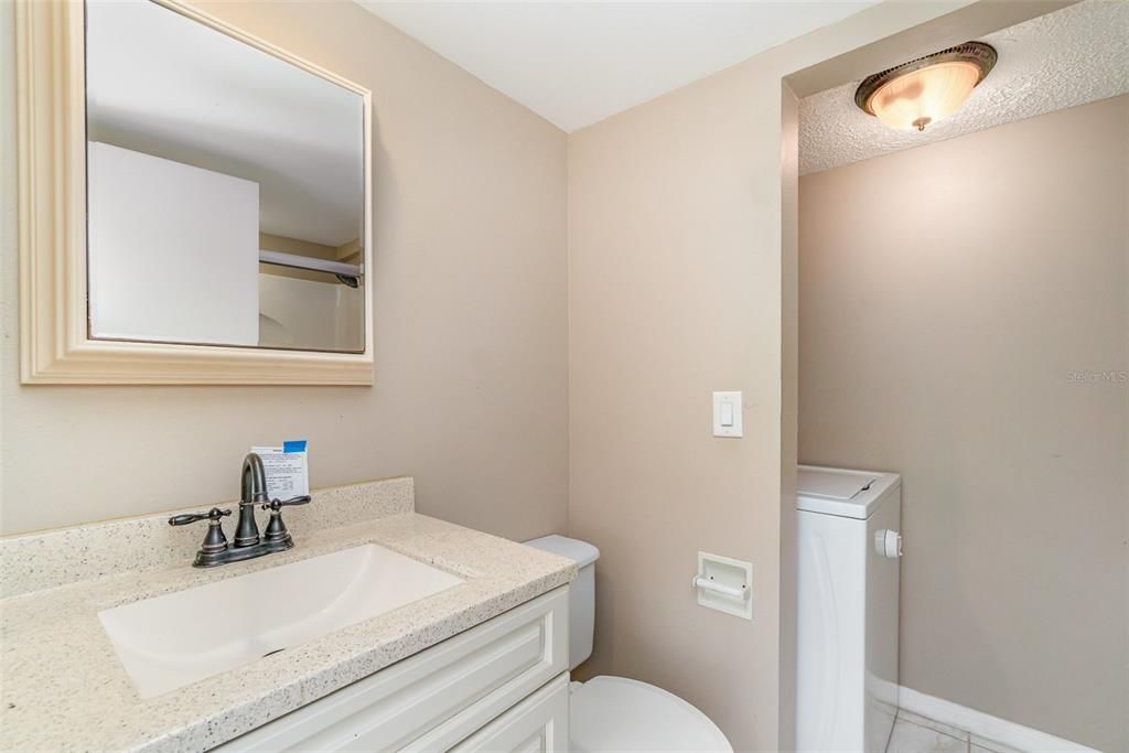 For Sale: $192,000 (2 beds, 2 baths, 1260 Square Feet)