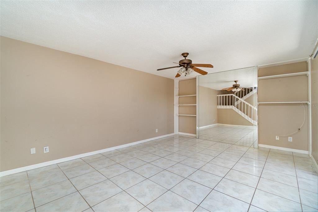 For Sale: $192,000 (2 beds, 2 baths, 1260 Square Feet)