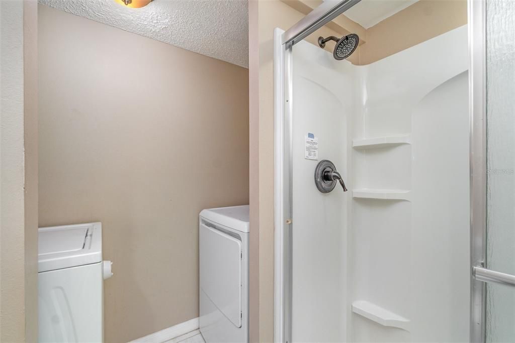 For Sale: $192,000 (2 beds, 2 baths, 1260 Square Feet)