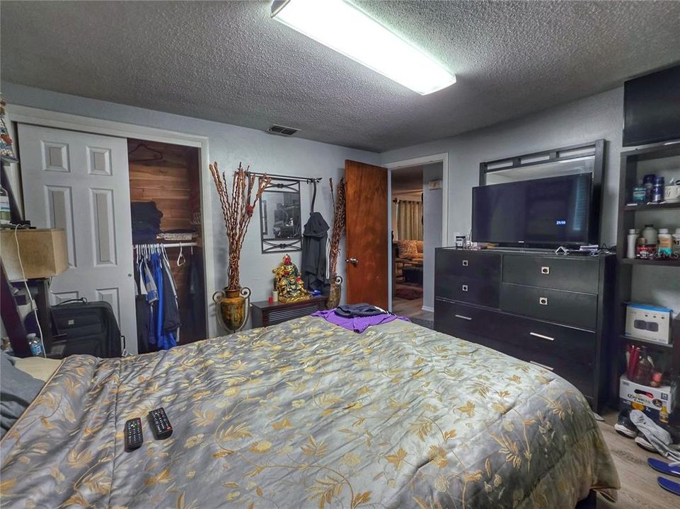 For Sale: $320,000 (0 beds, 0 baths, 1542 Square Feet)