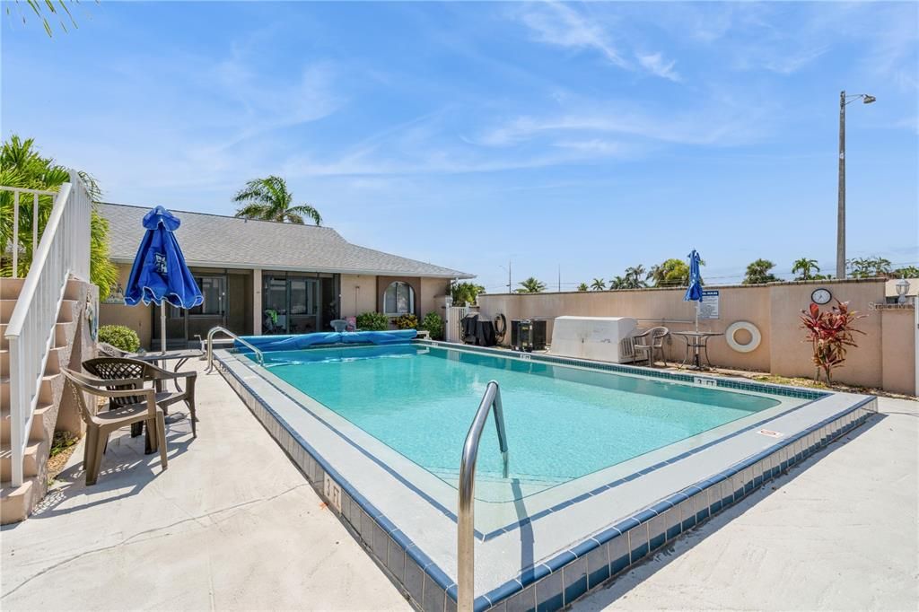 En Venta: $195,000 (2 camas, 2 baños, 896 Pies cuadrados)