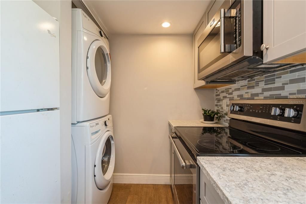 En Venta: $195,000 (2 camas, 2 baños, 896 Pies cuadrados)