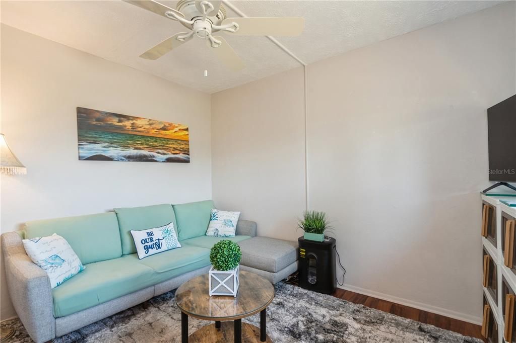 En Venta: $195,000 (2 camas, 2 baños, 896 Pies cuadrados)