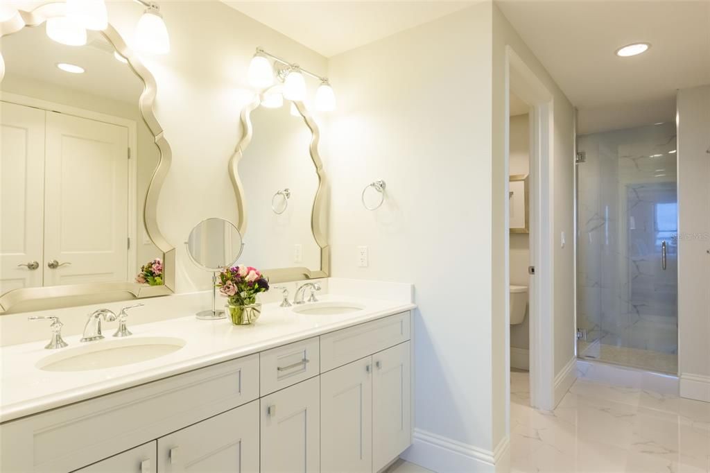 En Renta: $20,000 (3 camas, 3 baños, 2705 Pies cuadrados)