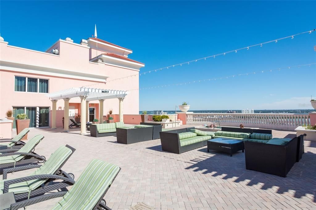 En Renta: $20,000 (3 camas, 3 baños, 2705 Pies cuadrados)