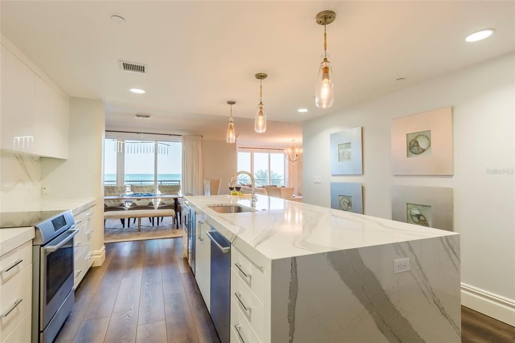 En Renta: $20,000 (3 camas, 3 baños, 2705 Pies cuadrados)