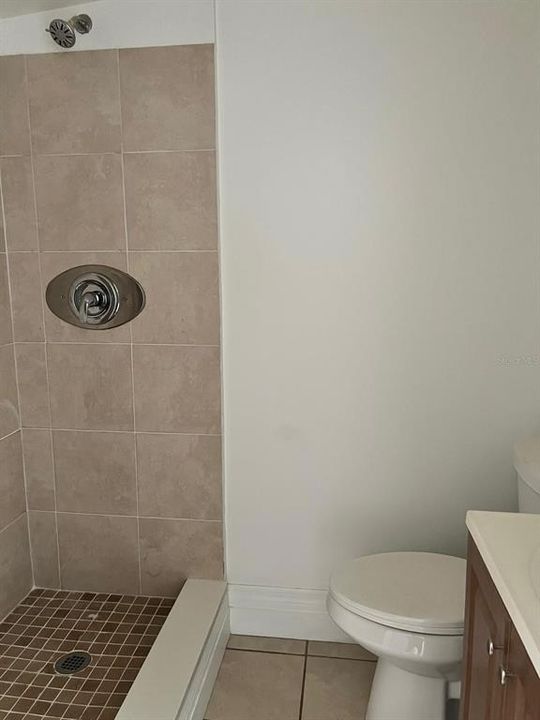 For Sale: $399,999 (6 beds, 0 baths, 1216 Square Feet)