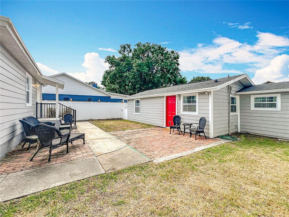 На продажу: $650,000 (4 спален, 3 ванн, 1853 Квадратных фут)