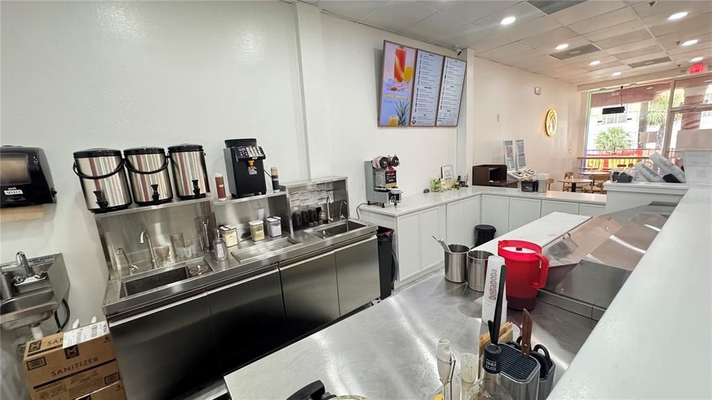 待售: $65,000 (0 贝兹, 0 浴室, 900 平方英尺)