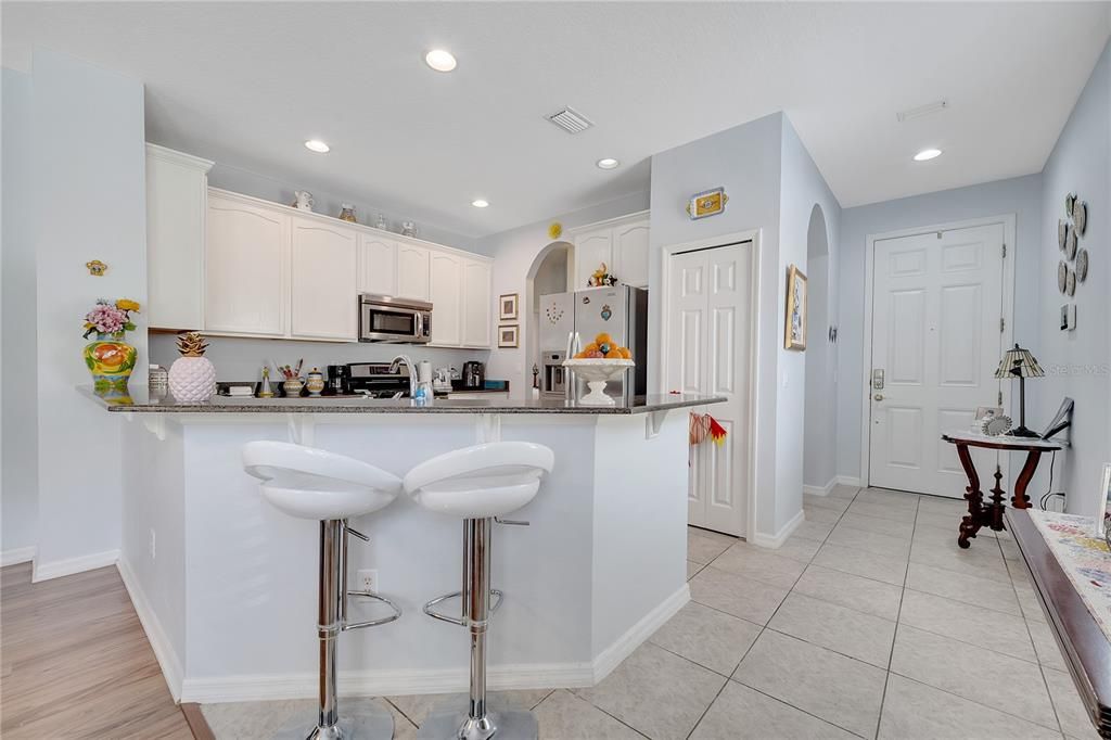 Activo con contrato: $475,000 (3 camas, 2 baños, 1650 Pies cuadrados)