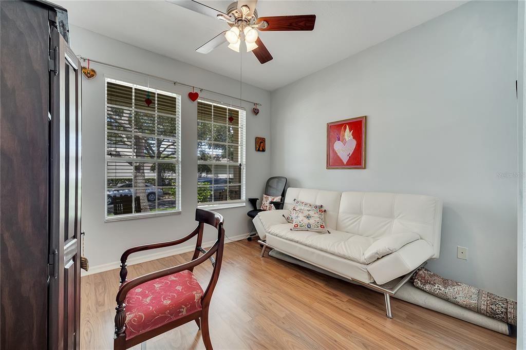 Activo con contrato: $475,000 (3 camas, 2 baños, 1650 Pies cuadrados)