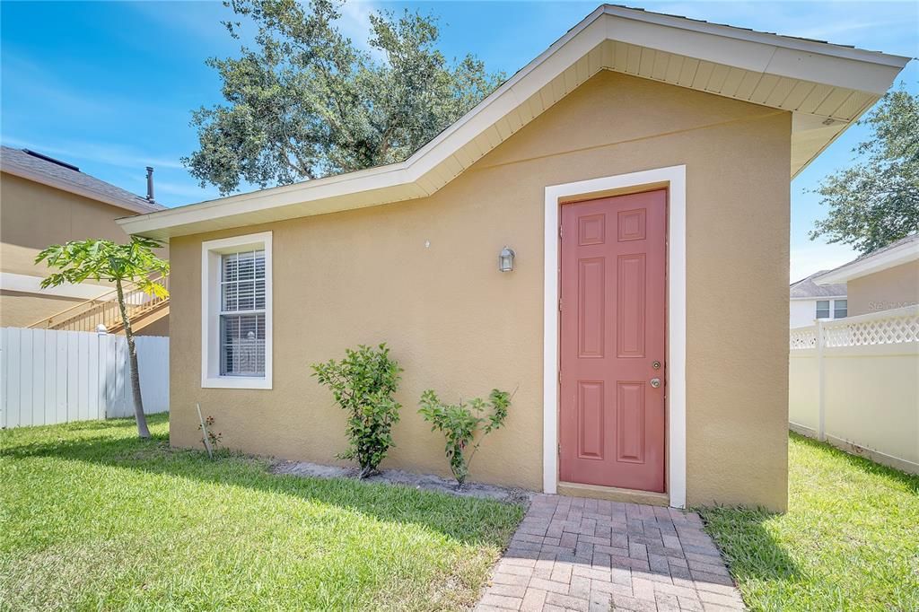 Activo con contrato: $475,000 (3 camas, 2 baños, 1650 Pies cuadrados)