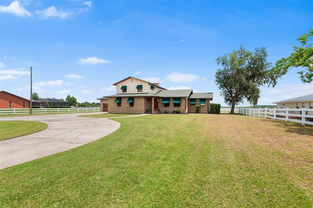 For Sale: $774,000 (4 beds, 3 baths, 3269 Square Feet)