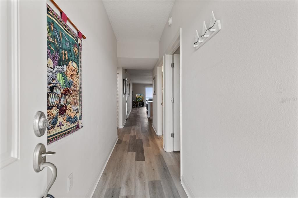 Active With Contract: $659,000 (3 beds, 2 baths, 1640 Square Feet)