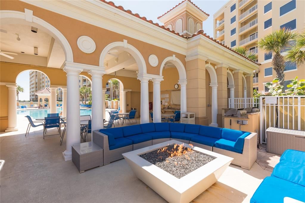 Active With Contract: $659,000 (3 beds, 2 baths, 1640 Square Feet)