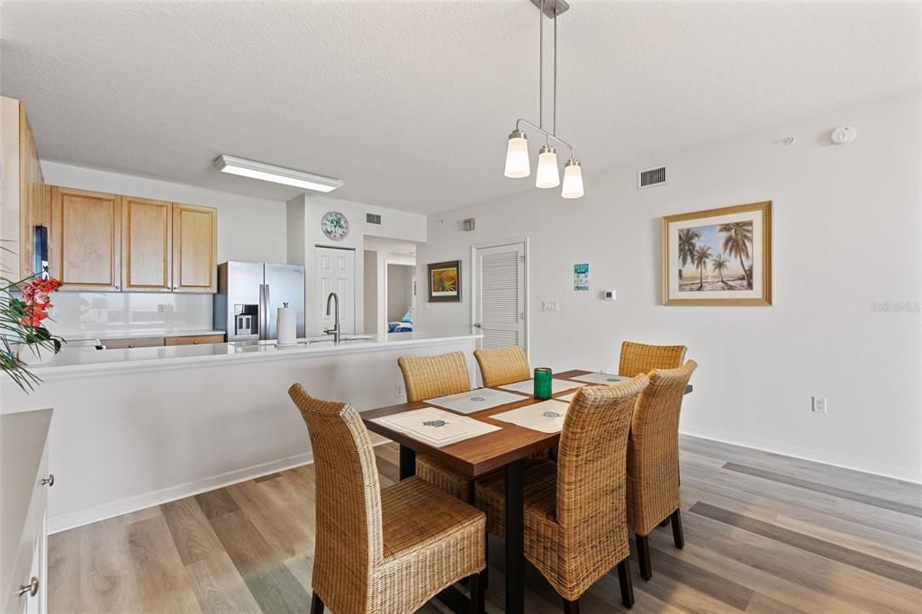 Active With Contract: $659,000 (3 beds, 2 baths, 1640 Square Feet)