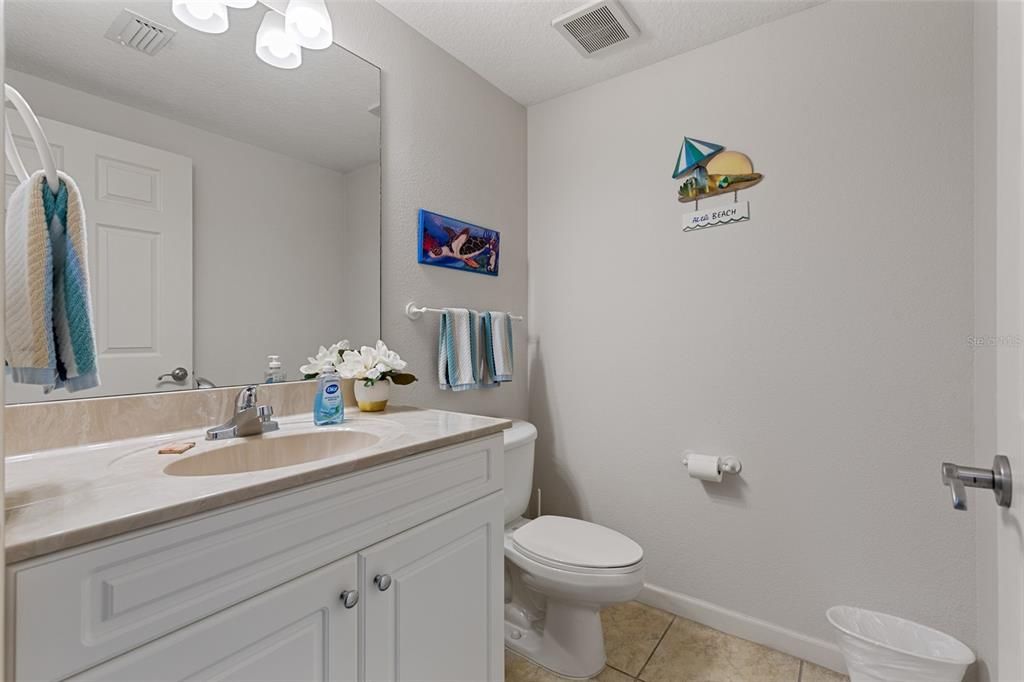 Active With Contract: $659,000 (3 beds, 2 baths, 1640 Square Feet)