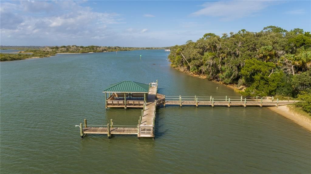 Active With Contract: $659,000 (3 beds, 2 baths, 1640 Square Feet)