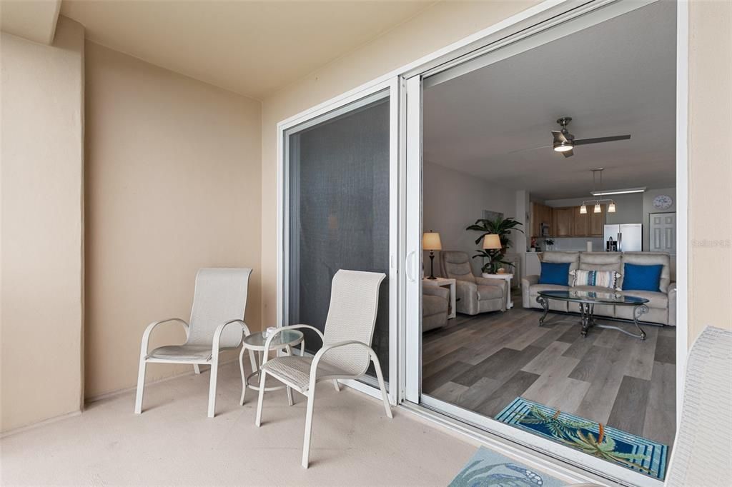 Active With Contract: $659,000 (3 beds, 2 baths, 1640 Square Feet)