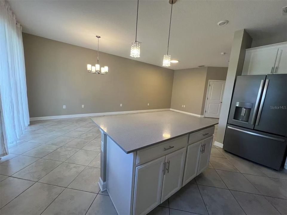 Active With Contract: $1,799 (3 beds, 2 baths, 1741 Square Feet)