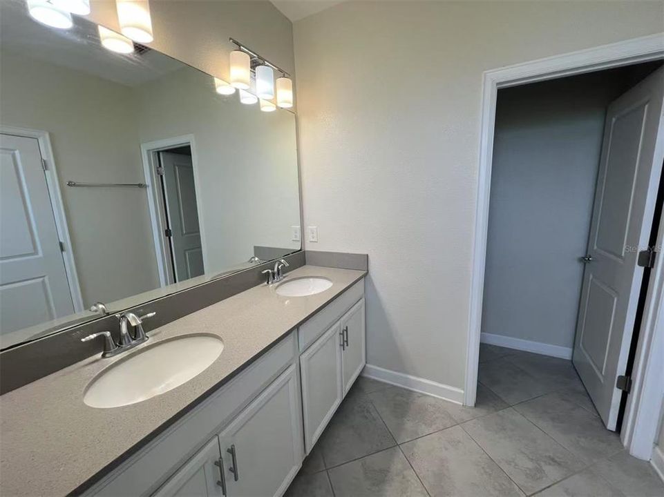 Active With Contract: $1,799 (3 beds, 2 baths, 1741 Square Feet)