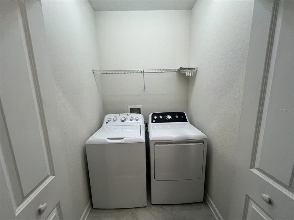 Active With Contract: $1,799 (3 beds, 2 baths, 1741 Square Feet)