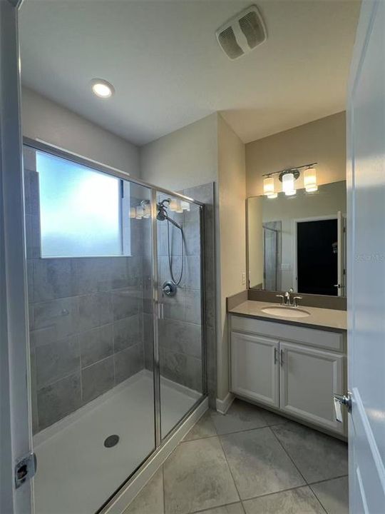 Active With Contract: $1,799 (3 beds, 2 baths, 1741 Square Feet)