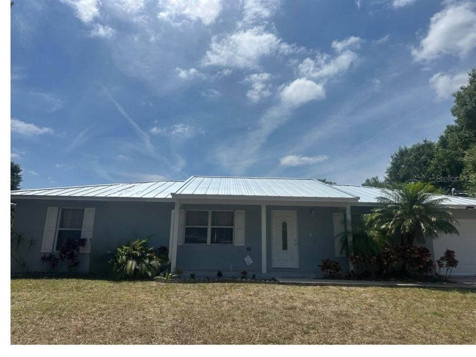 Recently Sold: $264,400 (3 beds, 2 baths, 1372 Square Feet)