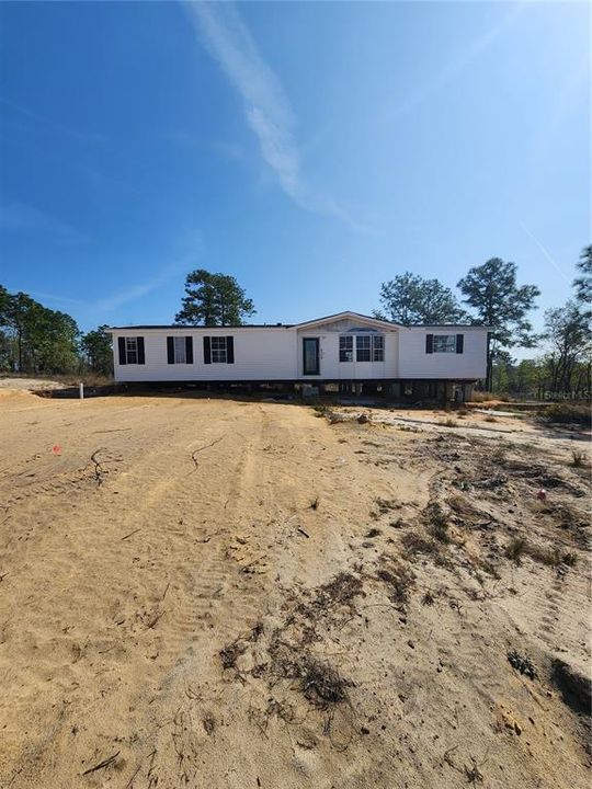 Active With Contract: $140,000 (3 beds, 2 baths, 1716 Square Feet)