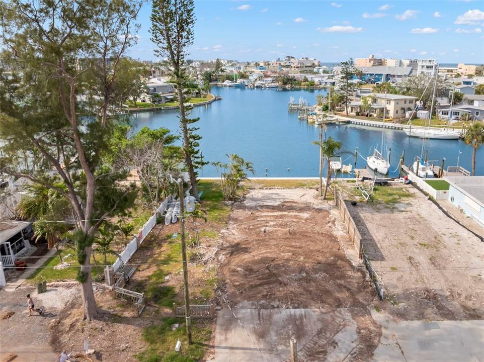 For Sale: $875,000 (0.14 acres)