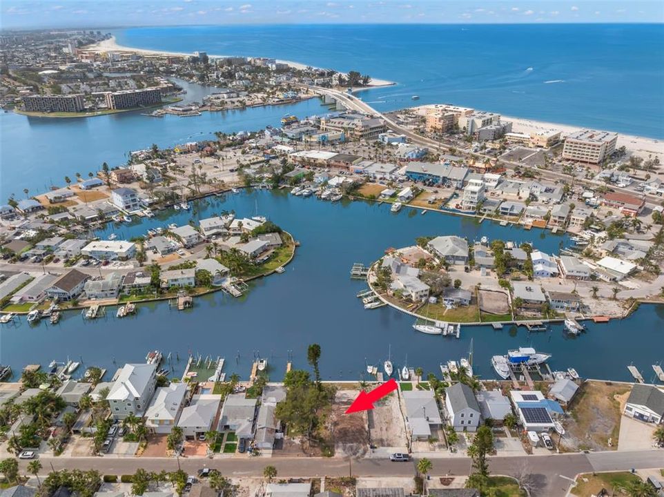 For Sale: $875,000 (0.14 acres)