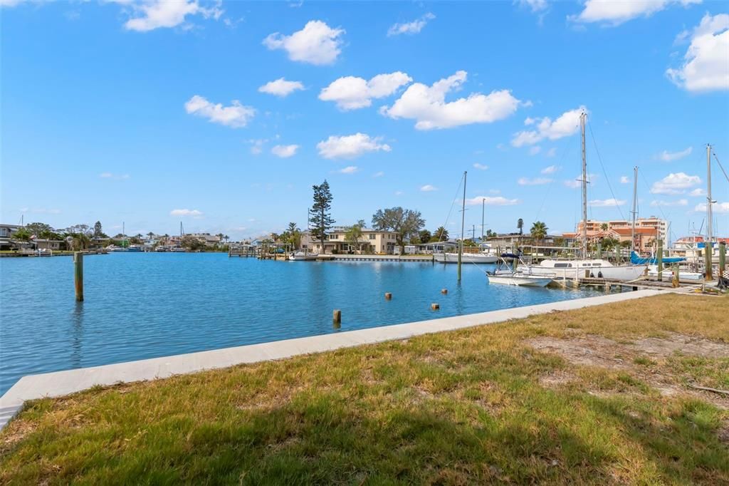 For Sale: $875,000 (0.14 acres)