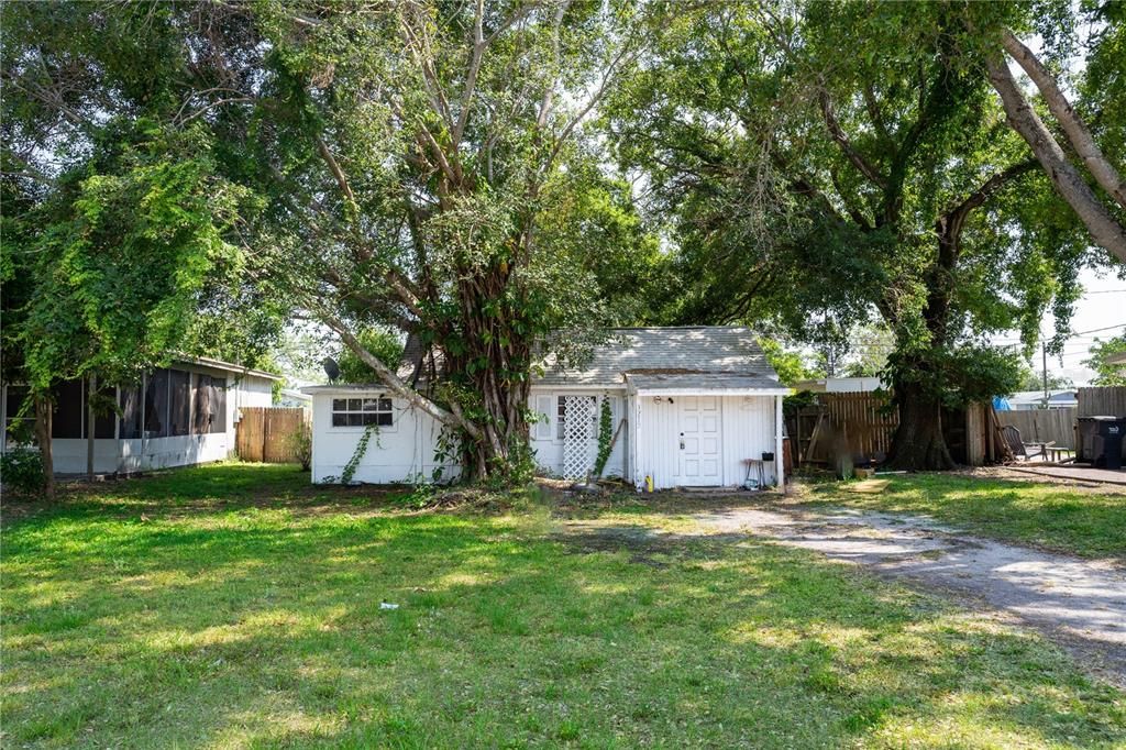 Под контрактом: $119,000 (1 спален, 1 ванн, 530 Квадратных фут)