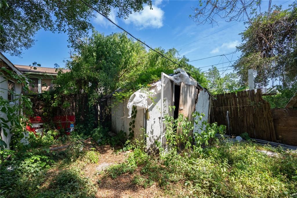 Под контрактом: $119,000 (1 спален, 1 ванн, 530 Квадратных фут)