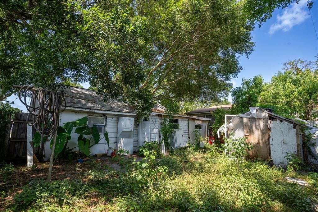 Под контрактом: $119,000 (1 спален, 1 ванн, 530 Квадратных фут)