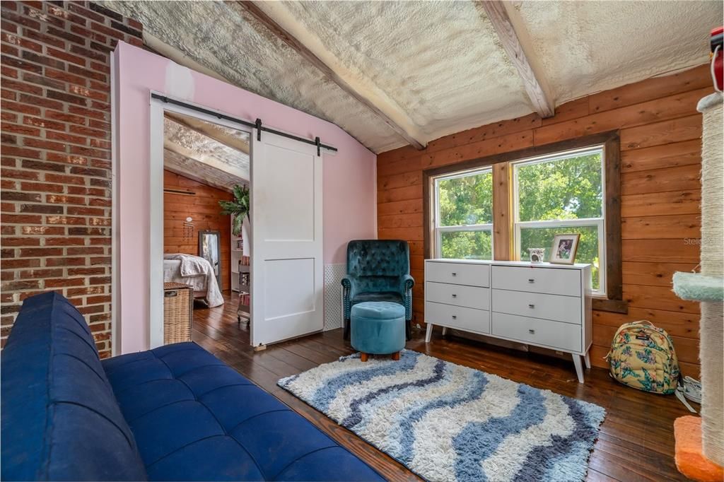 Activo con contrato: $470,000 (3 camas, 2 baños, 2217 Pies cuadrados)