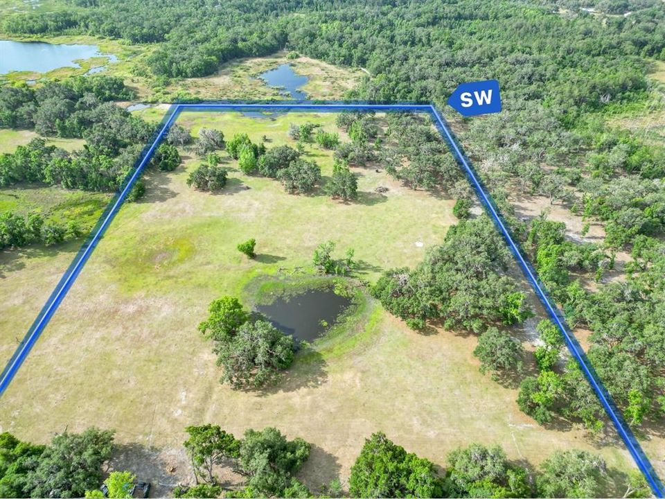 待售: $712,500 (25.42 acres)