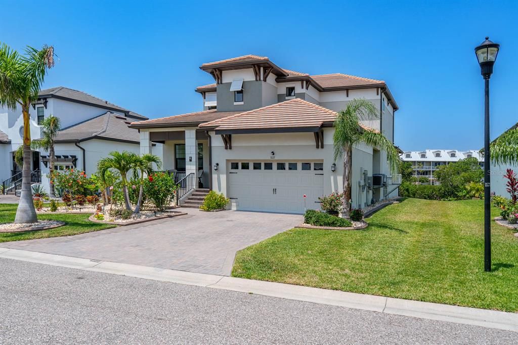 待售: $1,150,000 (4 贝兹, 3 浴室, 2913 平方英尺)