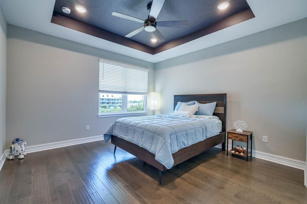 待售: $1,150,000 (4 贝兹, 3 浴室, 2913 平方英尺)