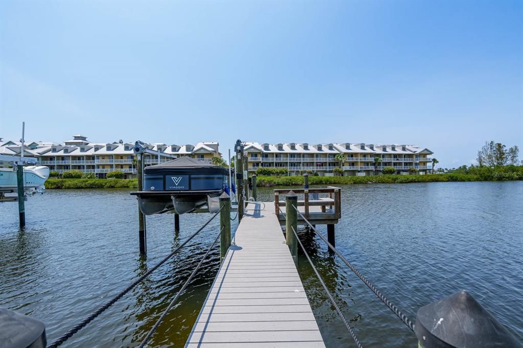 待售: $1,150,000 (4 贝兹, 3 浴室, 2913 平方英尺)