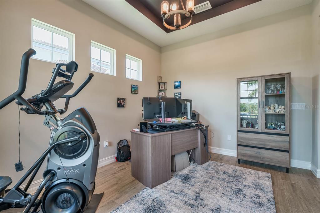 待售: $1,150,000 (4 贝兹, 3 浴室, 2913 平方英尺)