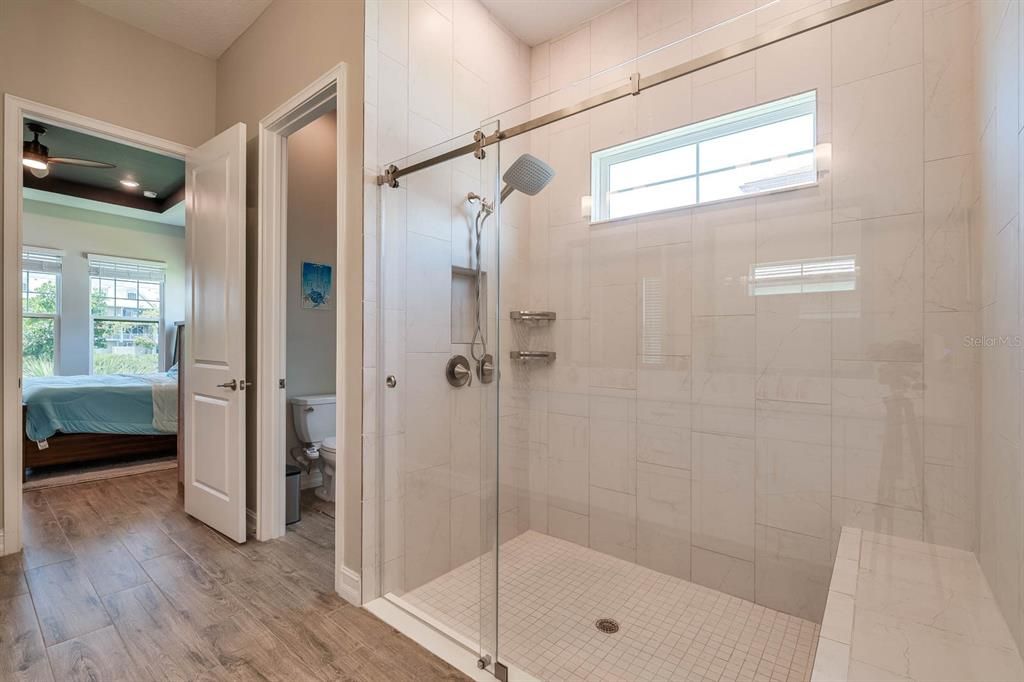 待售: $1,150,000 (4 贝兹, 3 浴室, 2913 平方英尺)