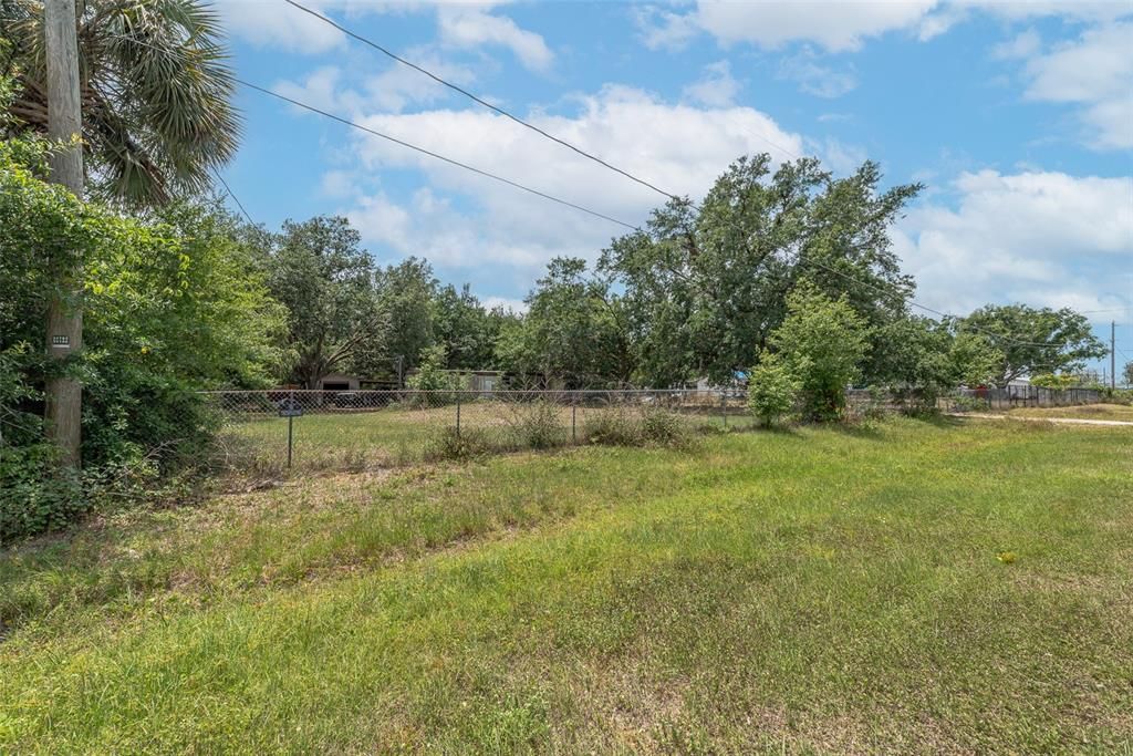 Recently Sold: $189,900 (2 beds, 1 baths, 672 Square Feet)