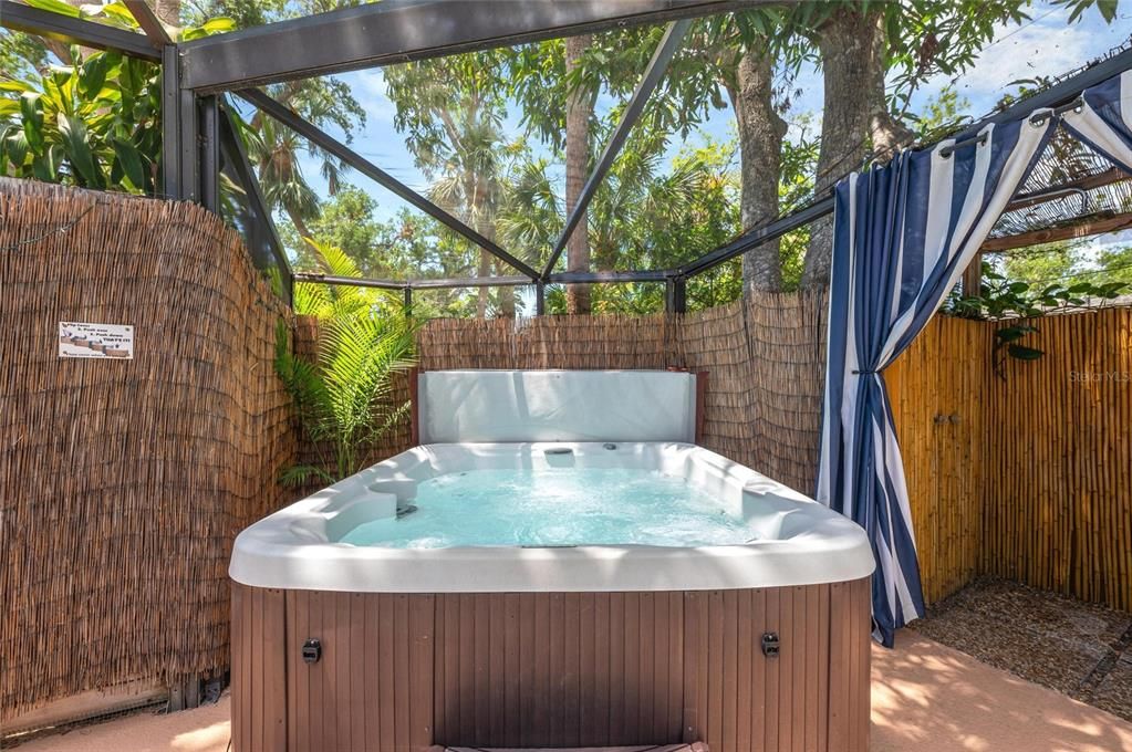 待售: $1,500,000 (6 贝兹, 0 浴室, 3493 平方英尺)