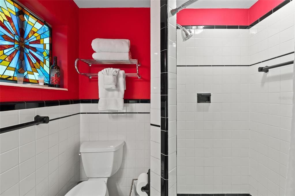 待售: $1,500,000 (6 贝兹, 0 浴室, 3493 平方英尺)