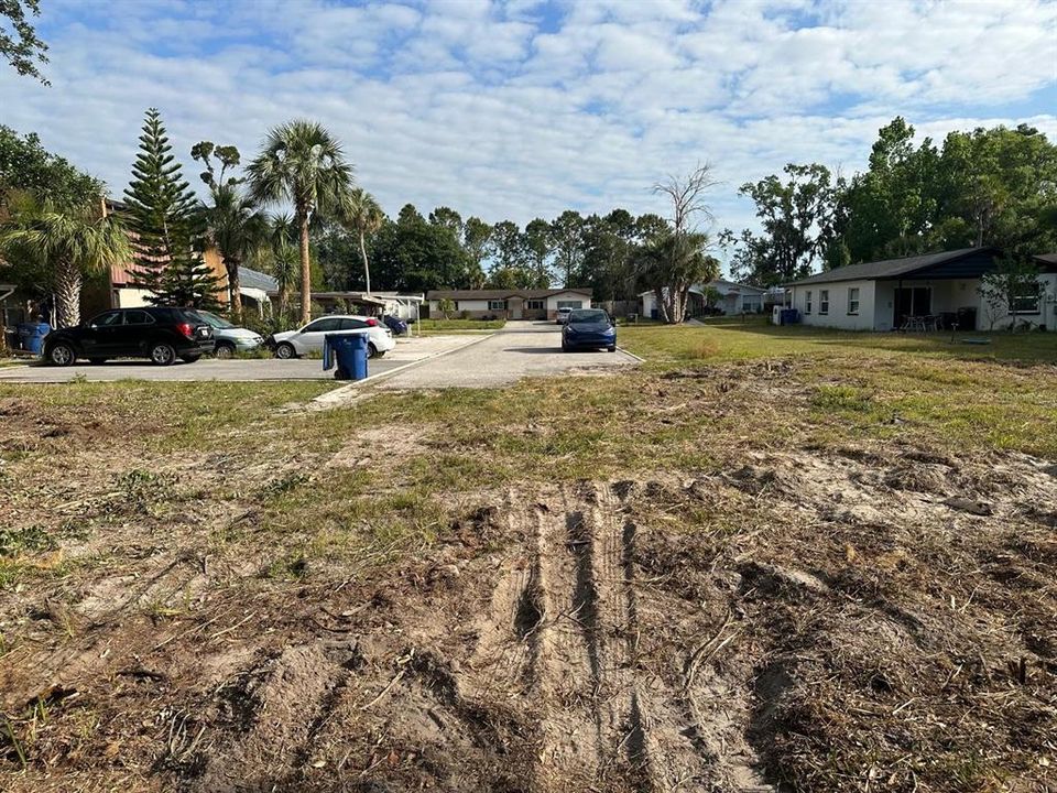 Active With Contract: $200,000 (0.84 acres)